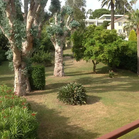 Studio Proche Plage Apartment